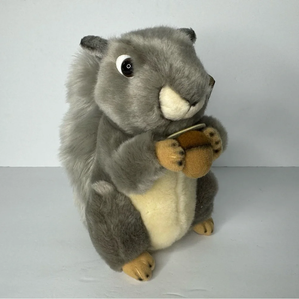 Miyoni by Aurora Gray Squirrel with Acorn Stuffed Animal Plush New with Tags 8”‎